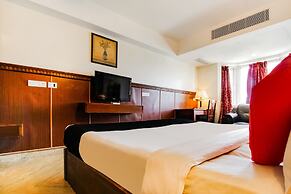 Capital O 61144 Hotel Raj