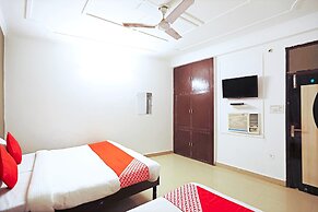 Capital O 29375 Hotel Rainbow Villa