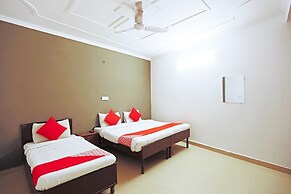 Capital O 29375 Hotel Rainbow Villa