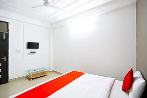 Capital O 29375 Hotel Rainbow Villa