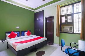 OYO 28604 Akki Residency