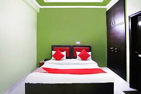 OYO 28604 Akki Residency