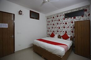 OYO 44400 Retreat Inn