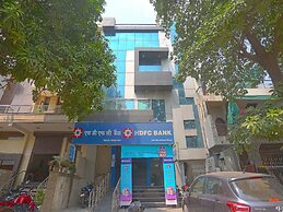 OYO 41215 Three Kings