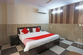 OYO Flagship 49221 Hotel Lemonade