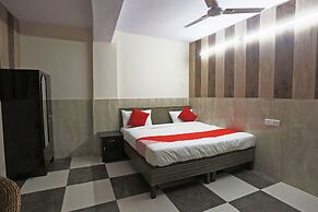 OYO Flagship 49221 Hotel Lemonade