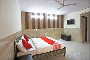 OYO Flagship 49221 Hotel Lemonade