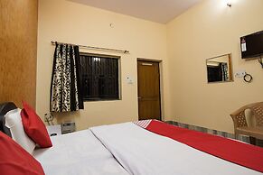 OYO 42790 Mukund Resort