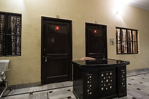 OYO 42790 Mukund Resort