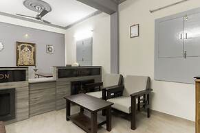 SPOT ON 47699 L.r.r. Towers (lodge)