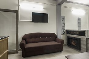 SPOT ON 47699 L.r.r. Towers (lodge)