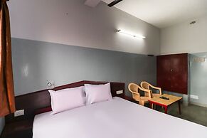 SPOT ON 47699 L.r.r. Towers (lodge)