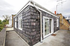 Quiet Historic Mews- Hyde Park