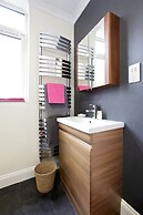 Quiet Historic Mews- Hyde Park