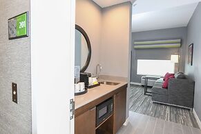 Hampton Inn & Suites Cincinnati Liberty Township