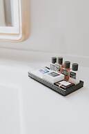 The Peregrine Omaha Downtown, Curio Collection by Hilton