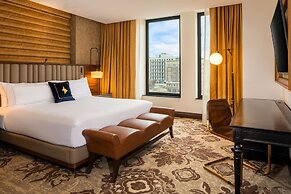 The Peregrine Omaha Downtown, Curio Collection by Hilton