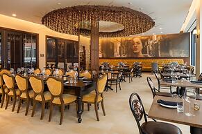 The Peregrine Omaha Downtown, Curio Collection by Hilton