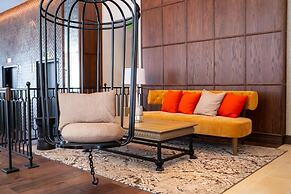 The Peregrine Omaha Downtown, Curio Collection by Hilton