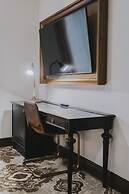 The Peregrine Omaha Downtown, Curio Collection by Hilton