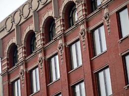 The Peregrine Omaha Downtown, Curio Collection by Hilton