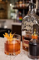 The Peregrine Omaha Downtown, Curio Collection by Hilton