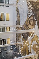 The Peregrine Omaha Downtown, Curio Collection by Hilton