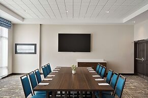 Hampton Inn & Suites by Hilton Kelowna Airport