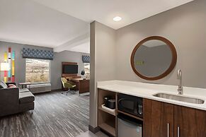Hampton Inn & Suites by Hilton Kelowna Airport