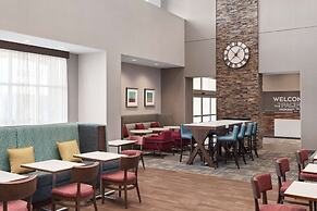 Hampton Inn & Suites by Hilton Kelowna Airport