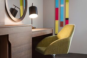 Hampton Inn & Suites by Hilton Kelowna Airport