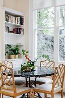 Charming Grand One bedroom