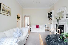 Charming Grand One bedroom