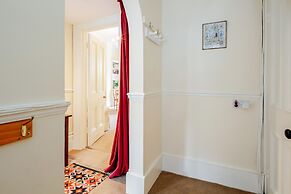 Charming Grand One bedroom