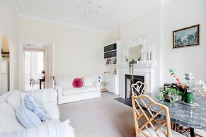 Charming Grand One bedroom