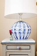 Charming Grand One bedroom