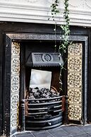 Charming Grand One bedroom