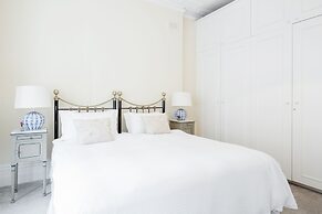 Charming Grand One bedroom