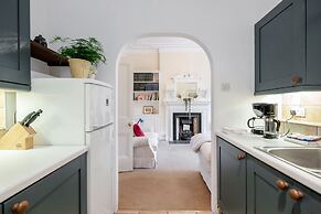 Charming Grand One bedroom