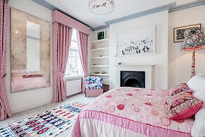 Exquisite Designers Abode