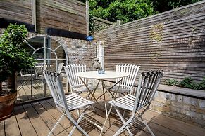 Exquisite Designers Abode