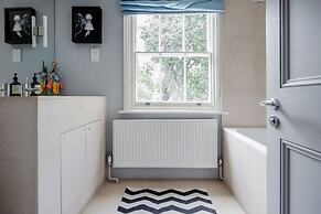 Exquisite Designers Abode