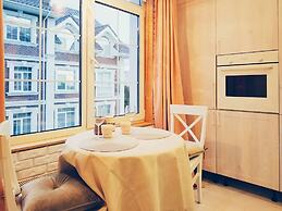 MalinaApt Alice in Wonderland