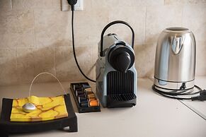 Rastoni Athens Suites near Acropolis