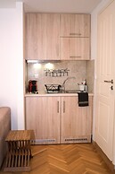 Rastoni Athens Suites near Acropolis