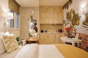 Rastoni Athens Suites near Acropolis