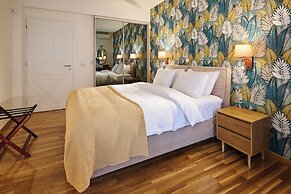 Rastoni Athens Suites near Acropolis