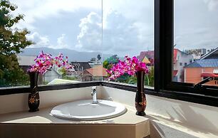 Key Hotel at Old City Center
