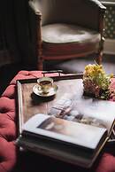 Glorious 2 Bedroom Apartment