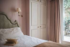 Glorious 2 Bedroom Apartment